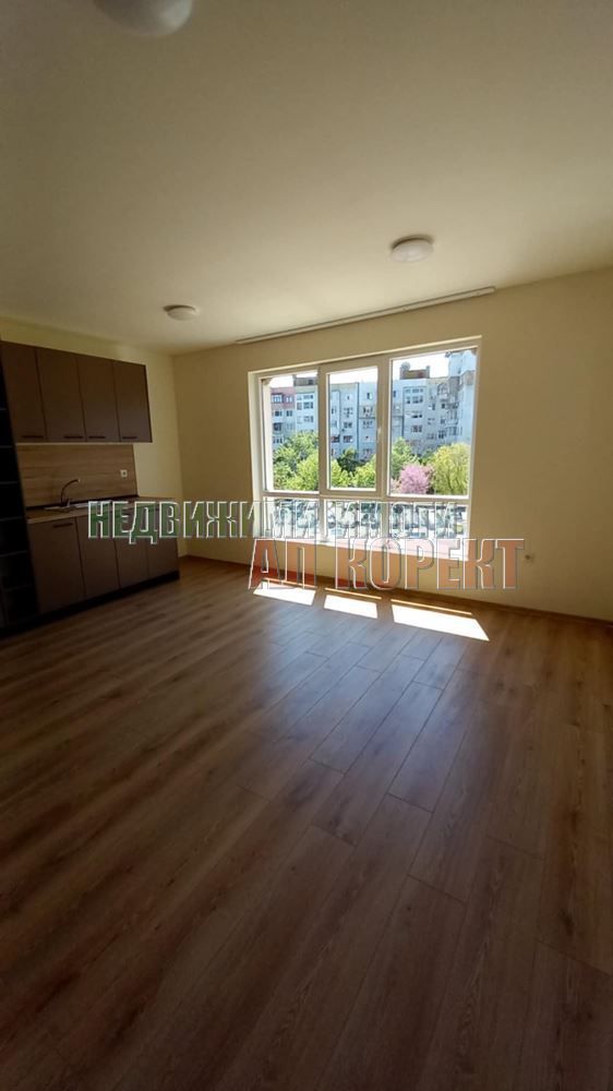 Дава се под наем Тристаен апартамент в Варна, Кайсиева градина - 75 кв.м за 357 € - Снимка #1