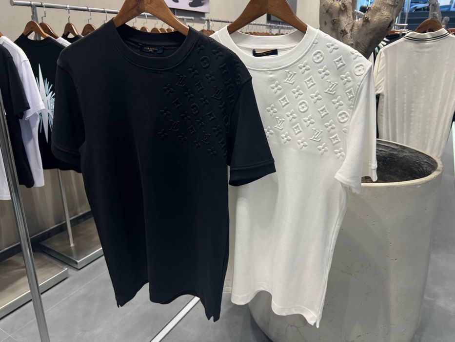 Tricou Louis Vuitton calitate Premium