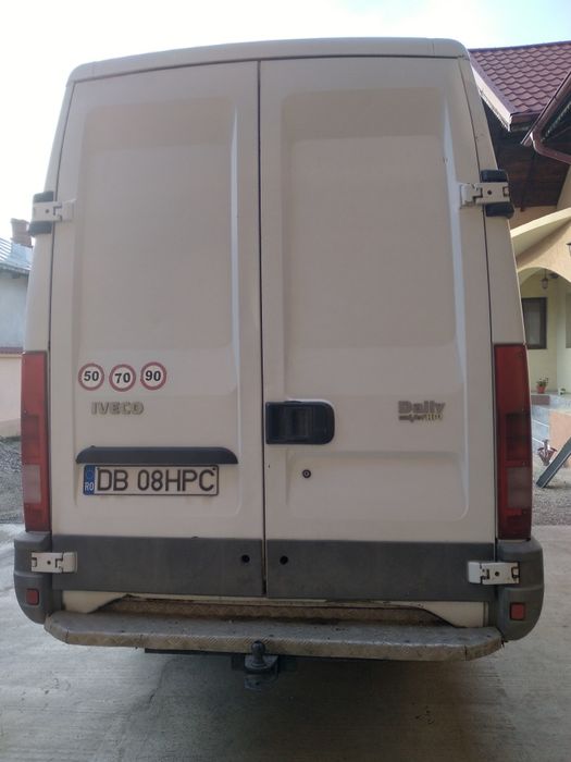 Vând Iveco Daily