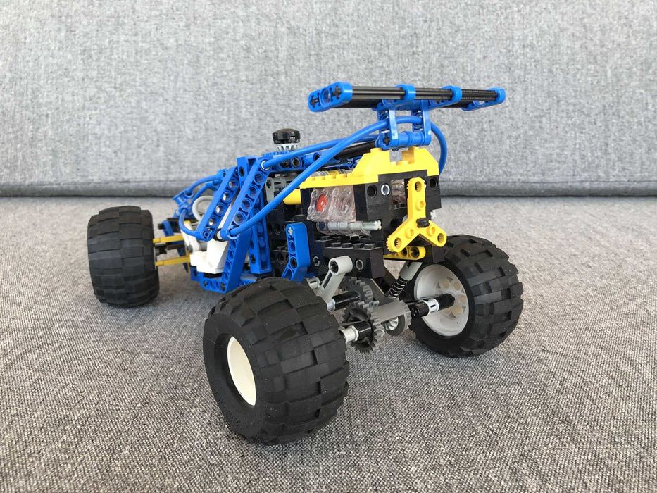 LEGO Technic - Future Car 8437 (an 1997) Vintage