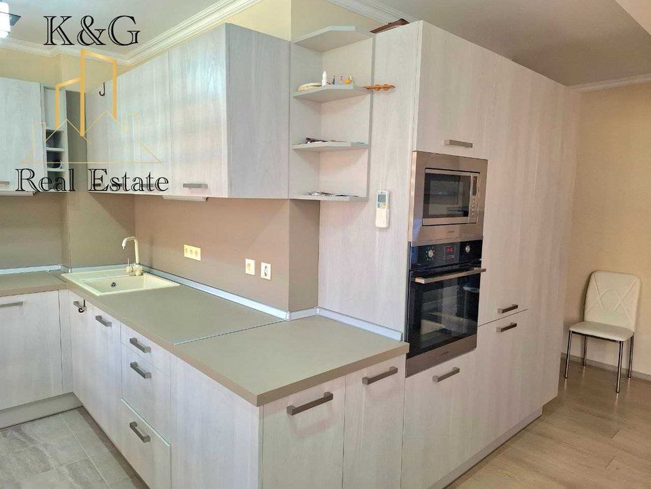 Продава се Двустаен апартамент в Поморие - 70 кв.м за 2358 €/кв.м - Снимка #2