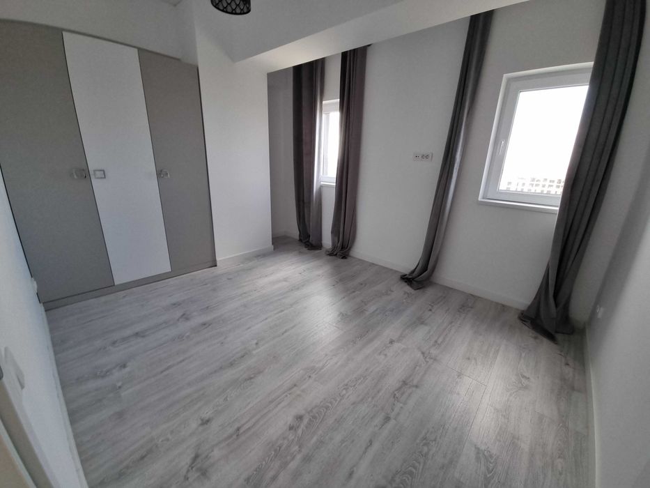 [PF] 3 Camere Solumnia Tatarasi, 2bai, totul nou, loc parcare
