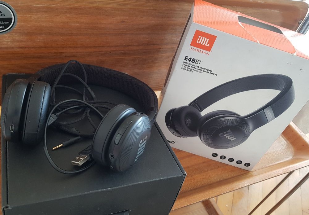 Слушалки JBL E45BT Wireless