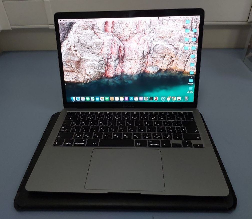 MacBook Air 2020, Core i3, 13 inch