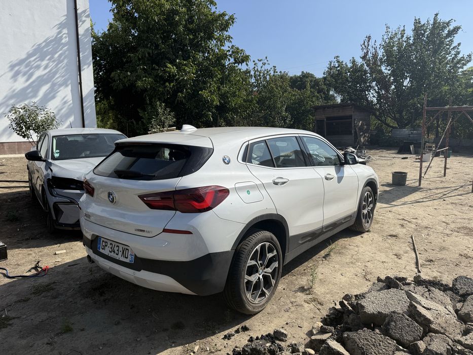 Bmw x2 2023 automat,avariat 1,5 benzina 18000 km