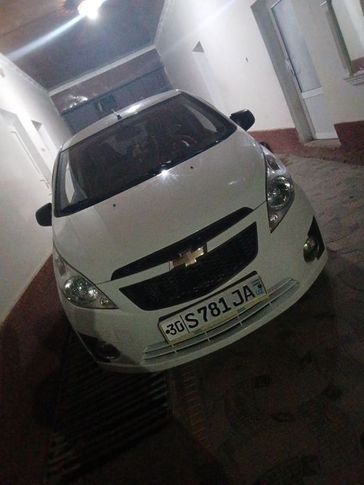 Spark 2014 yaxshi minilgan zoʻr holatda 1 kurg yurgan