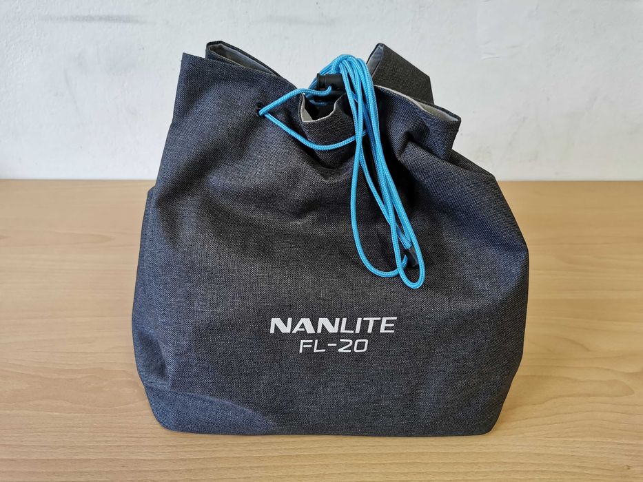 Френелова леща / спот Nanlite FL-20G с фабрични клапи (Barndorf)