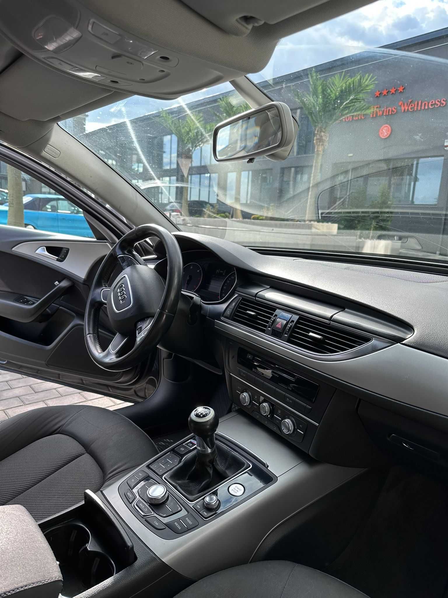 Vând Audi A6, an fabricației 2012