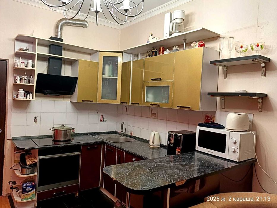 Продам Куханный Гарниутур, торг, самовывоз, срочно