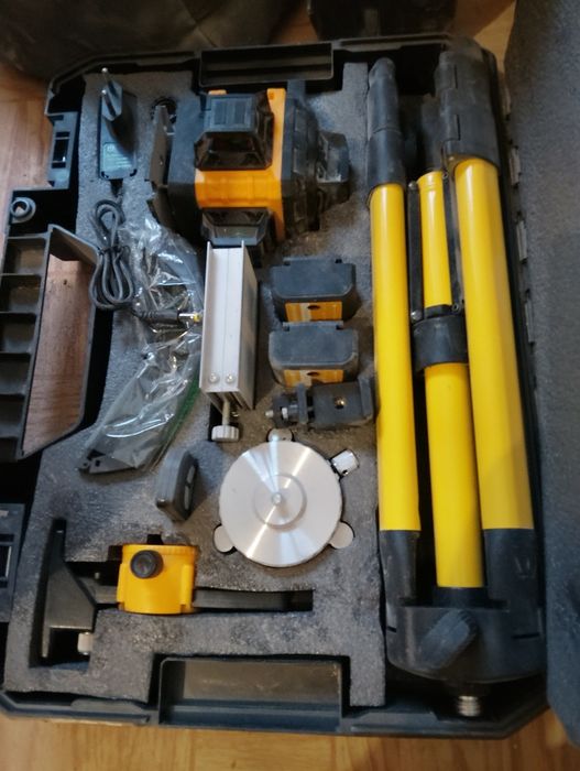 Срочно лазерный уровень