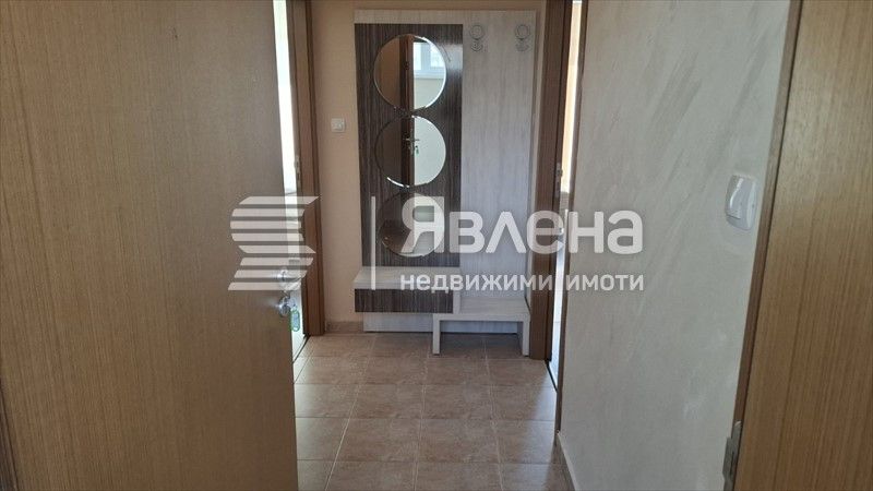 Тристаен апартамент в Слънчев бряг