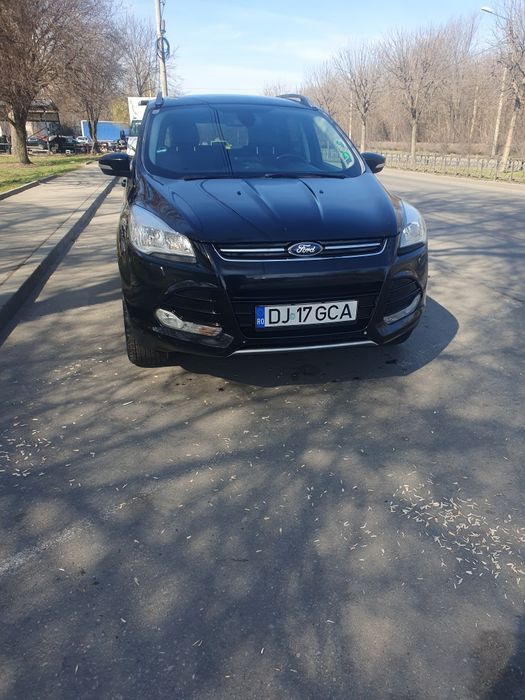 Vând Ford kuga 2015
