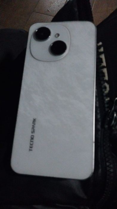 Продам или обменяю Tecno spark go 1