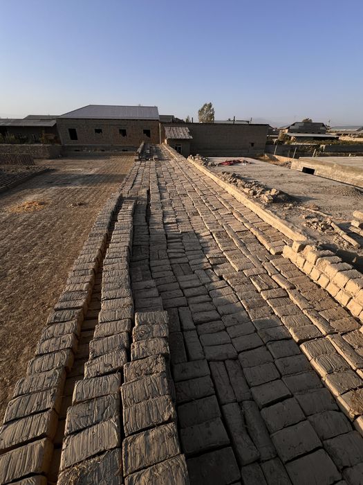 Лойблок сифатга ега размер 36x16 йетказиб бериш хизмати мавжуд .