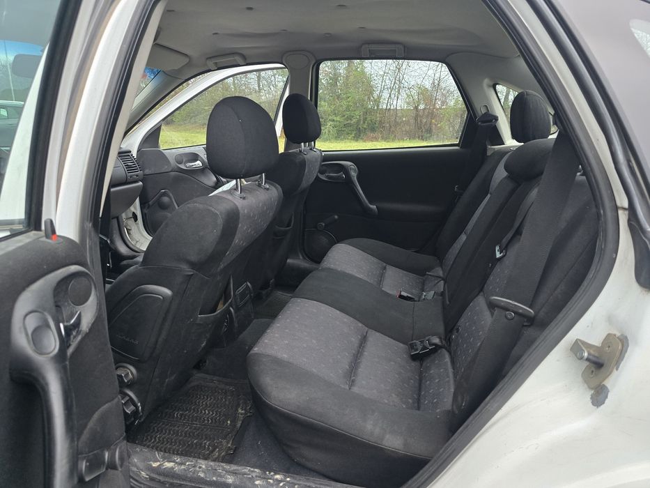 Opel Vectra benzină 1.6 16 v euro 4 Climă distribuție revizii la zi !