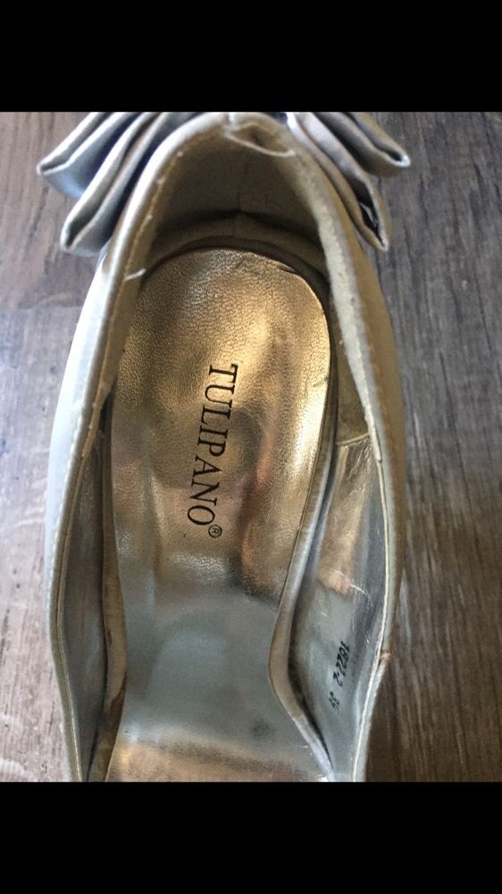 Дамски обувки Tulipano нови