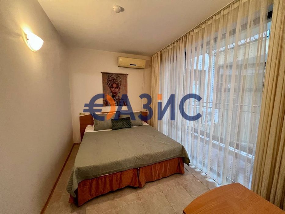 Продава се Двустаен апартамент в к.к. Слънчев бряг - 75 кв.м за 920 €/кв.м - Снимка #6