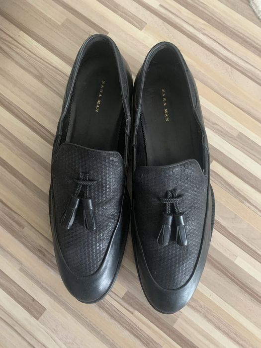 Pantofi zara -42