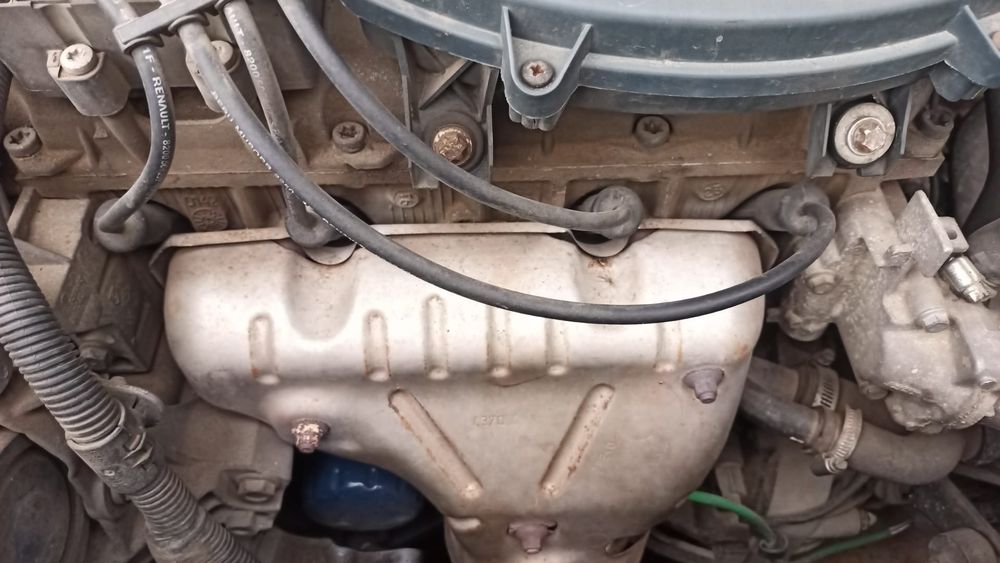 Logan 1.4. Din 2006 Laureate