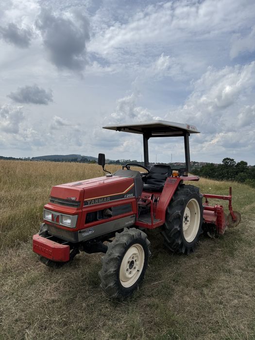 Tractor yanmar F255