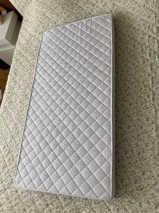 Saltea cu husa detasabila