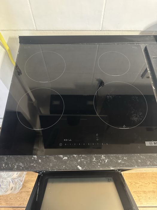 Plita inductie Bosch PUE611HC1