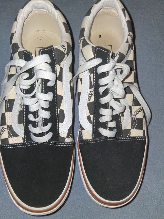 Vans aproape noi,VÂND URGENT
