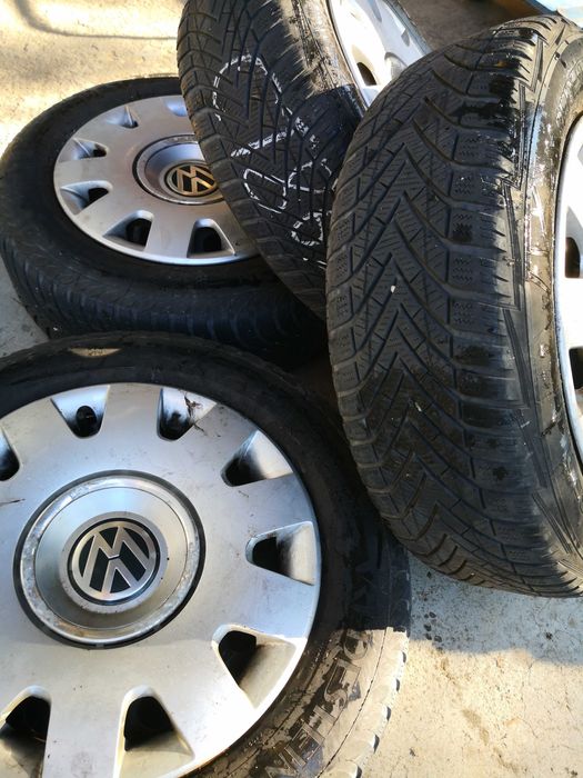 Зимни гуми с джанти VREDESTEIN 195/65 R15 4бр