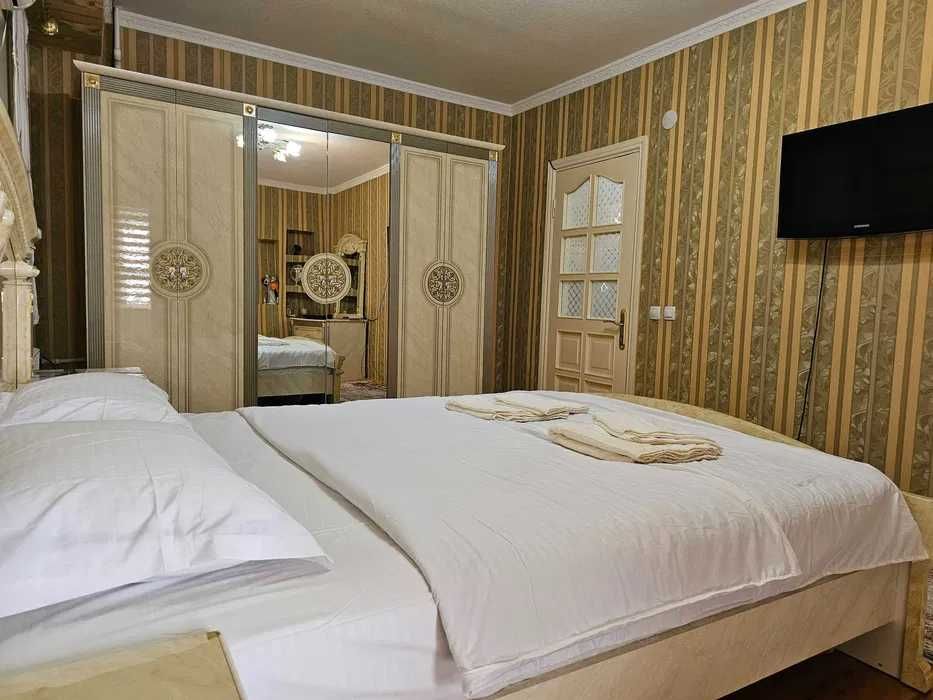 R2 Срочно Сдаётся квартира 2/2/5 М. Улугбекский Район о-р Айти Парк