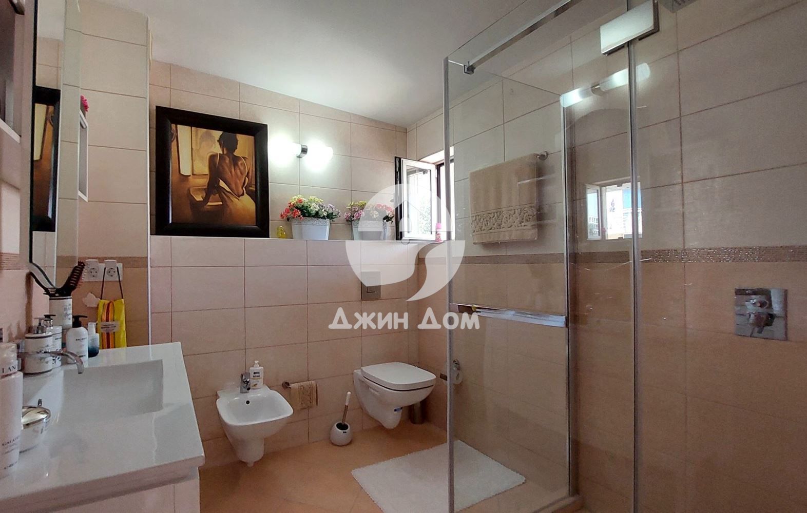 Къща в Бургас-Сарафово площ 134 цена 365000