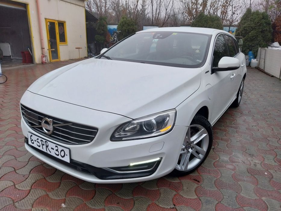 VOLVO V60 Plug in Hybrid 2014