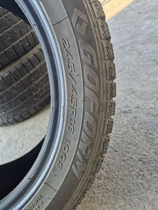 Продам автошины 245/45/18