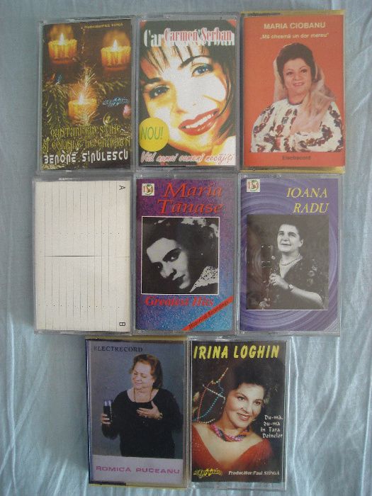 Casete cu muzica populara