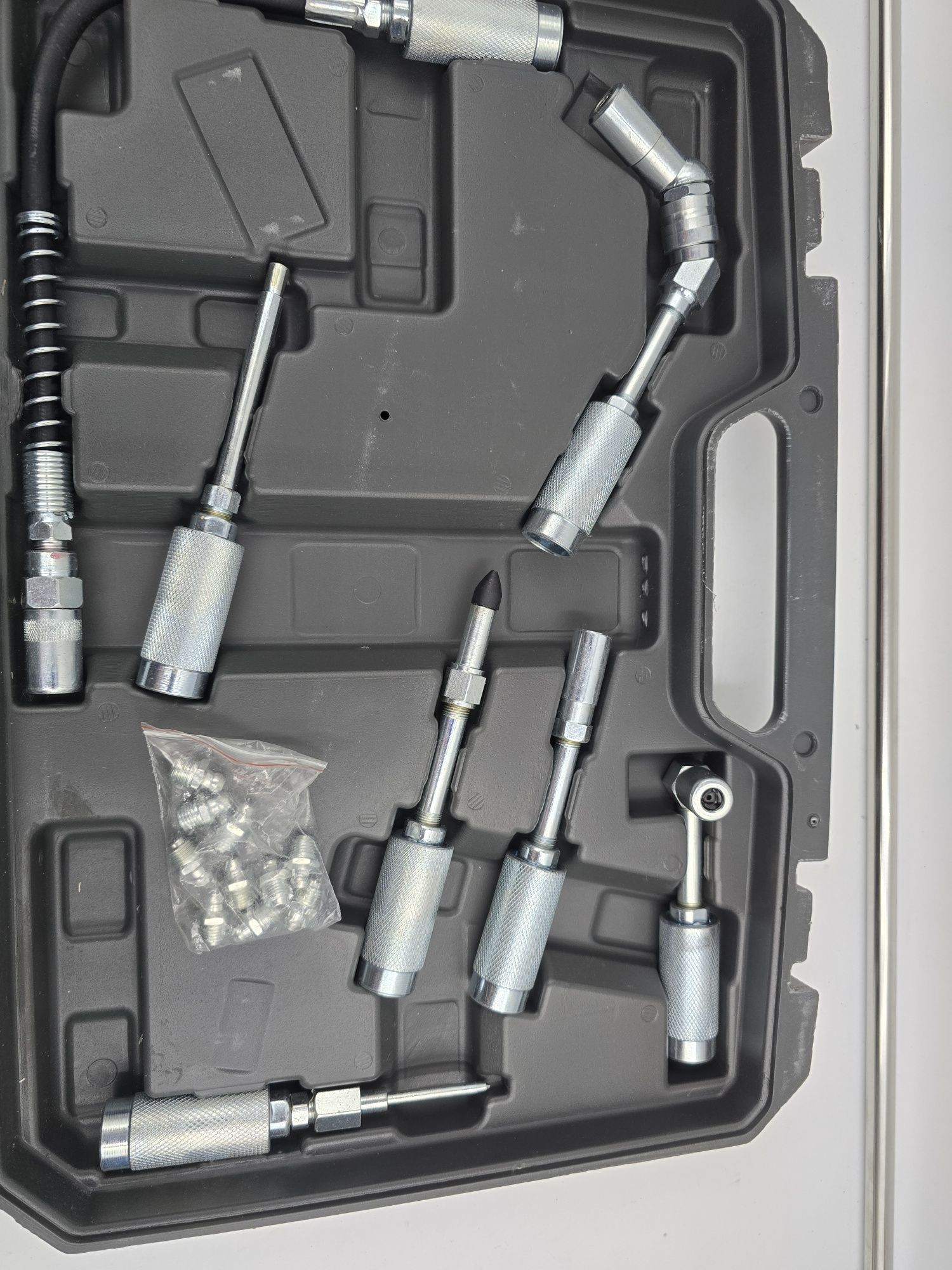 Gresor pneumatic