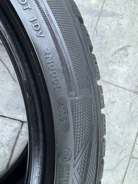 Anvelope de iarna sh Kumho Wintercraft 225/45/R18
