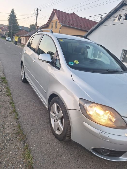Se vinde golf 5 plus