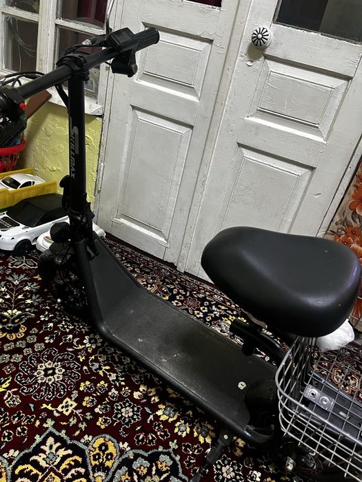 Продается электро самокат