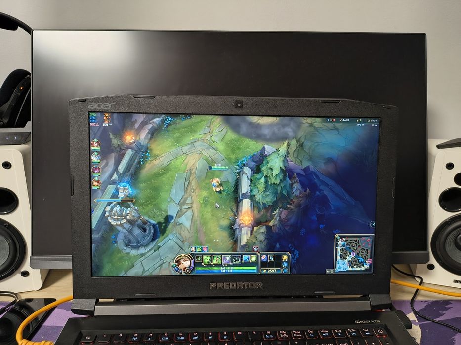 Vand,schimb Laptop Acer Predator
