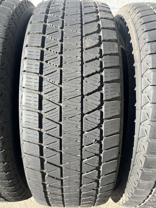 4 бр. зимни гуми 225/65/17 Bridgestone DOT 3021 5-6 mm