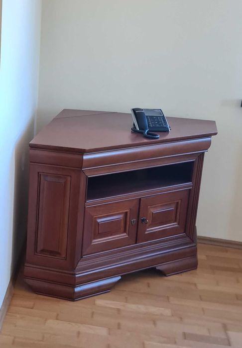 Comoda colt, Coltar TV Louis Phillipe/Mobexpert fara zgarieturI frumos