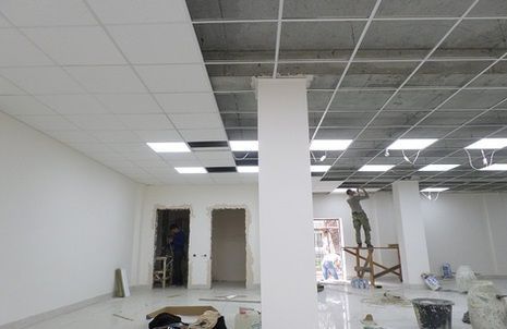 Armstrong potoloklarini "POTOLOK STROY SERVIS" korxonasi tavsiya qilad