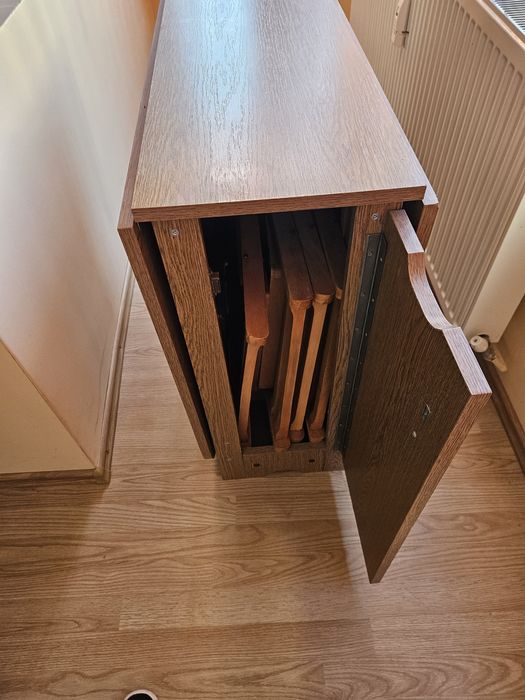 Masa extensibila cu 4 scaune