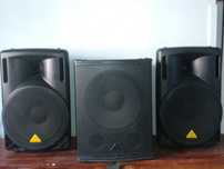 Behringer Boxe si Bass