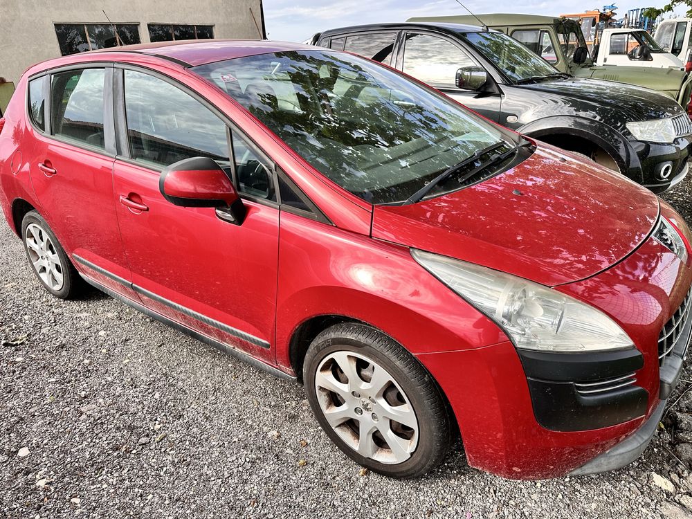 Пежо 3008 Peugeot 3008 2010 десен волан