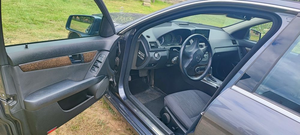 Mercedes C220 170CP