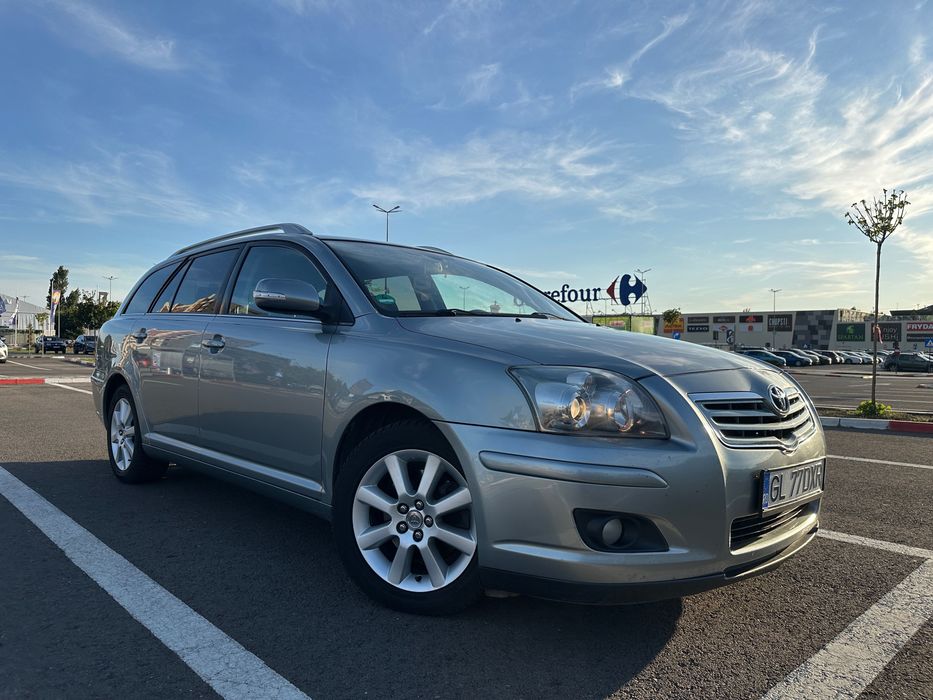 Vând / Schimb Toyota Avensis T25