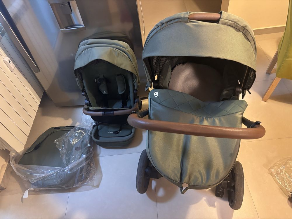 Бебешка количка 2 в 1  easywalker harvey 3 premium Еmerald green
