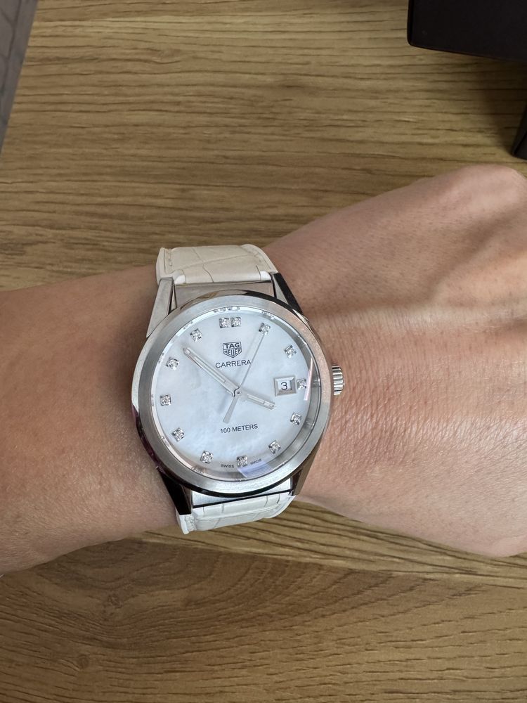 Дамски часовник TAGHeuer carrera diamond