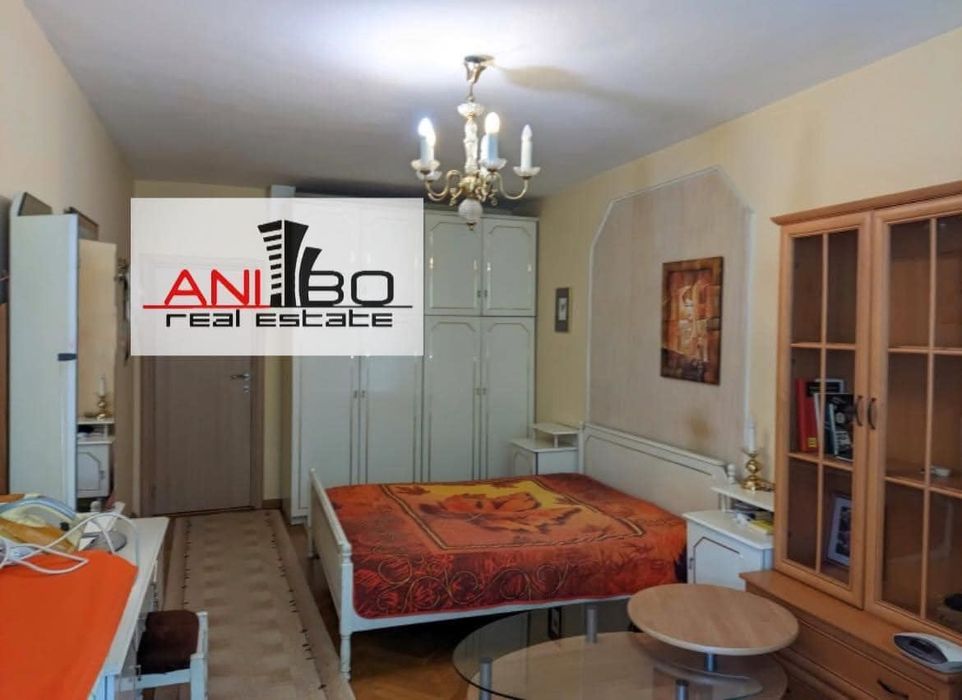 Продава се Тристаен апартамент в София, Овча купел - 150 кв.м за 1660 €/кв.м - Снимка #6