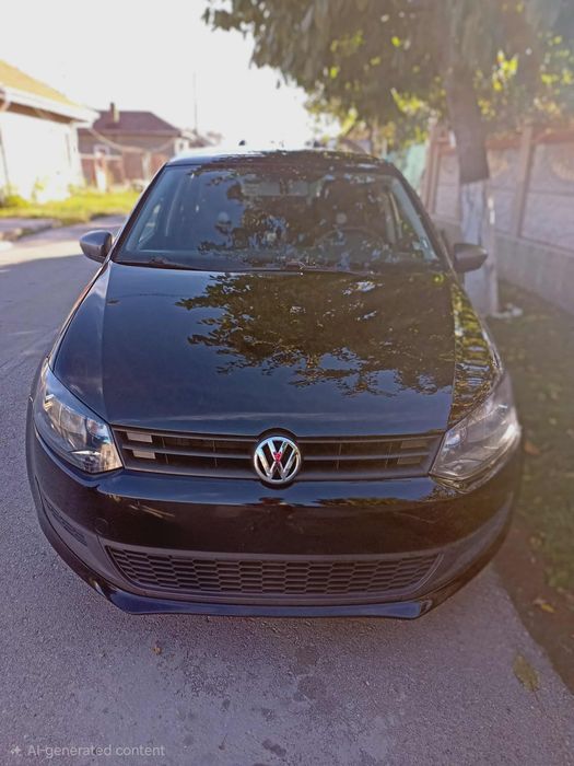 Продавам Volkswagen Polo 1.2 в много добро състояние.